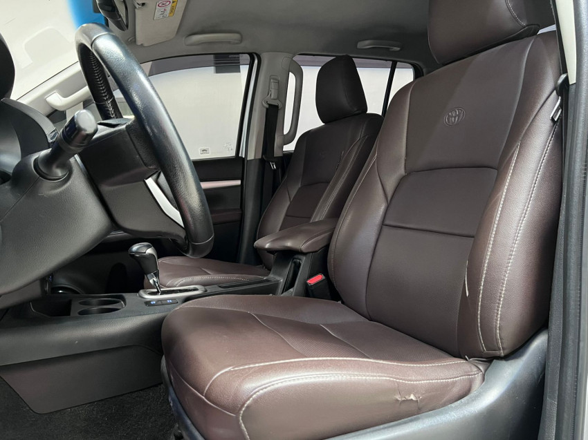 toyota hilux 2.8 srv 4x4 cd 16v diesel 4p at 19/20 seminovo6