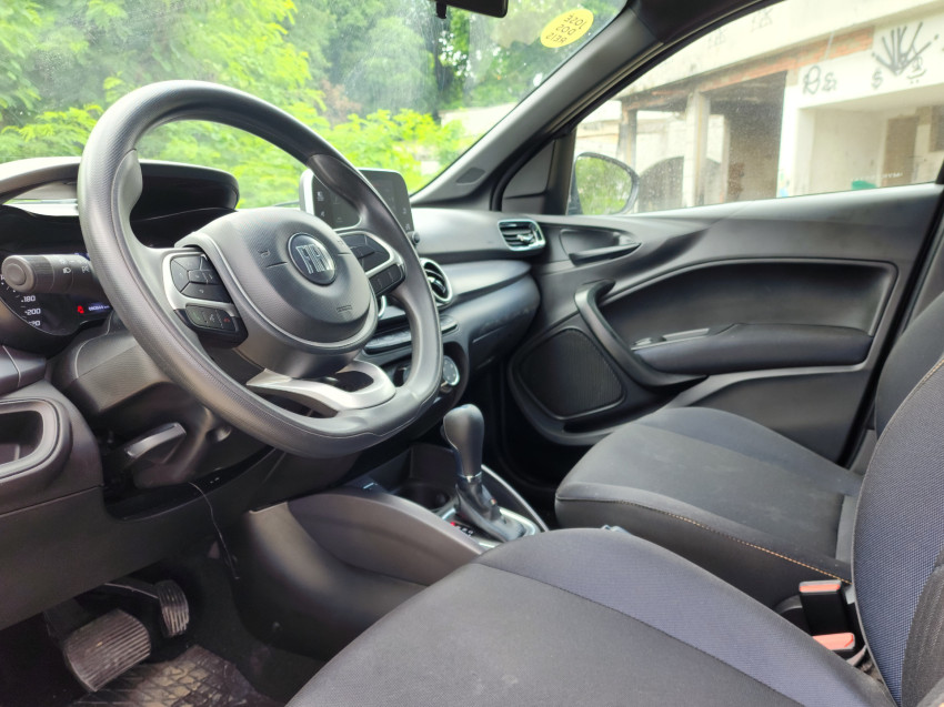 fiat argo 1.8 e.torq flex trekking at6 20/21 seminovo5