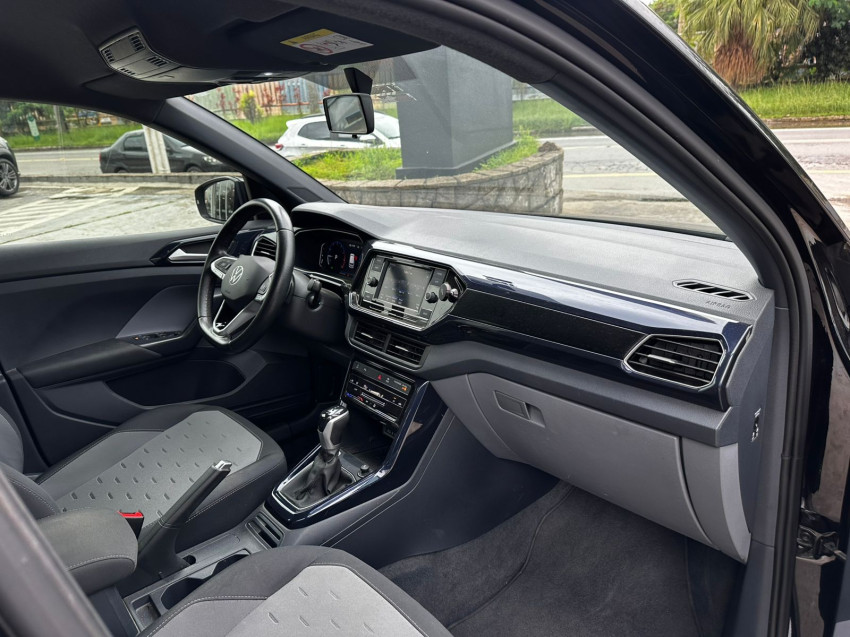 volkswagen t-cross 1.0 200 tsi total flex at 22/23 seminovo8