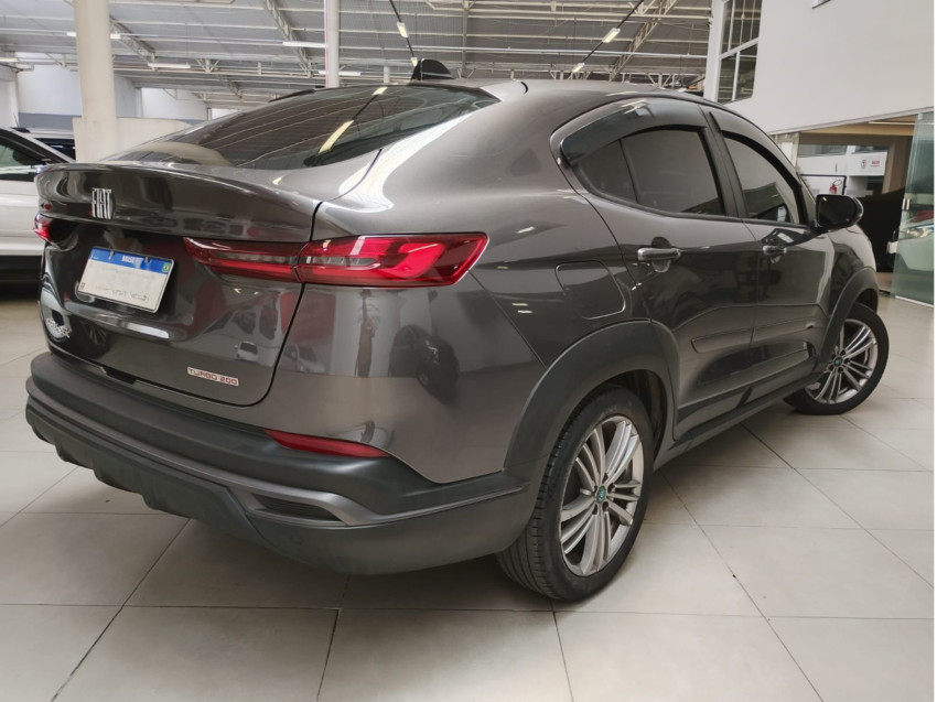fiat fastback 1.0 turbo 200 flex cvt 24/25 seminovo3