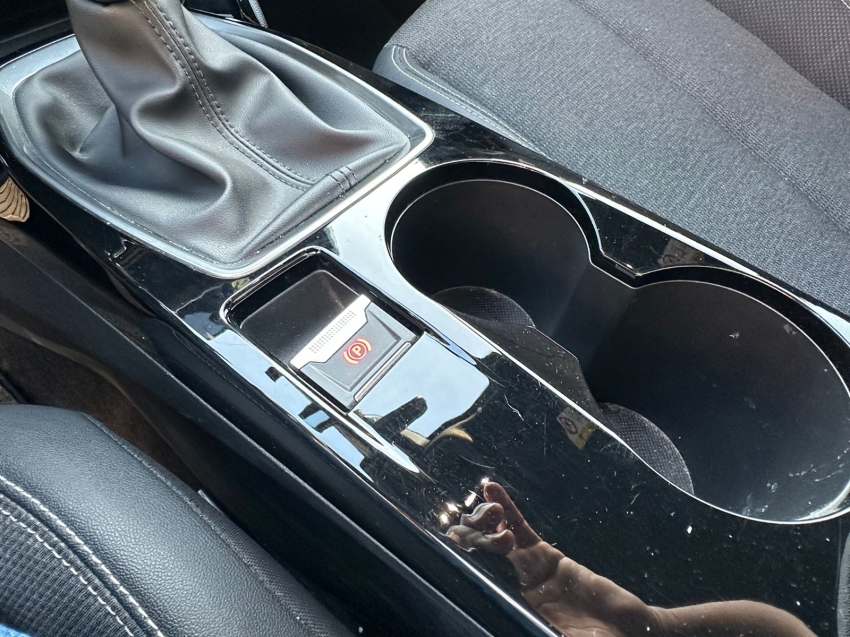 peugeot 2008 1.0 turbo 200 flex active cvt 24/25 seminovo10