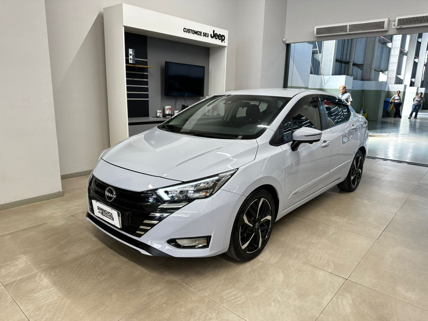 nissan versa 1.6 16v flex exclusive xtronic 23/24 seminovo