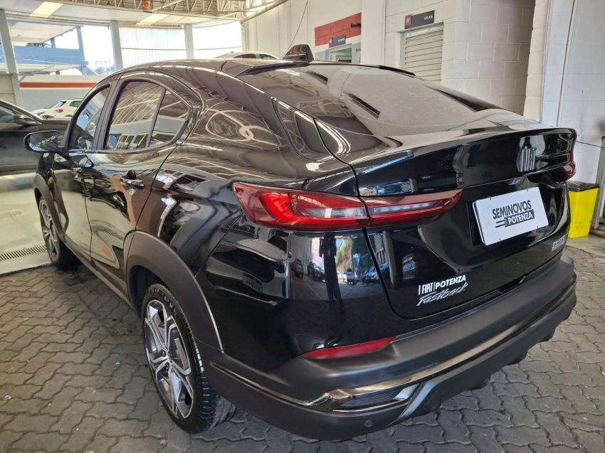 fiat fastback 1.0 turbo 200 flex impetus cvt 23/24 seminovo5