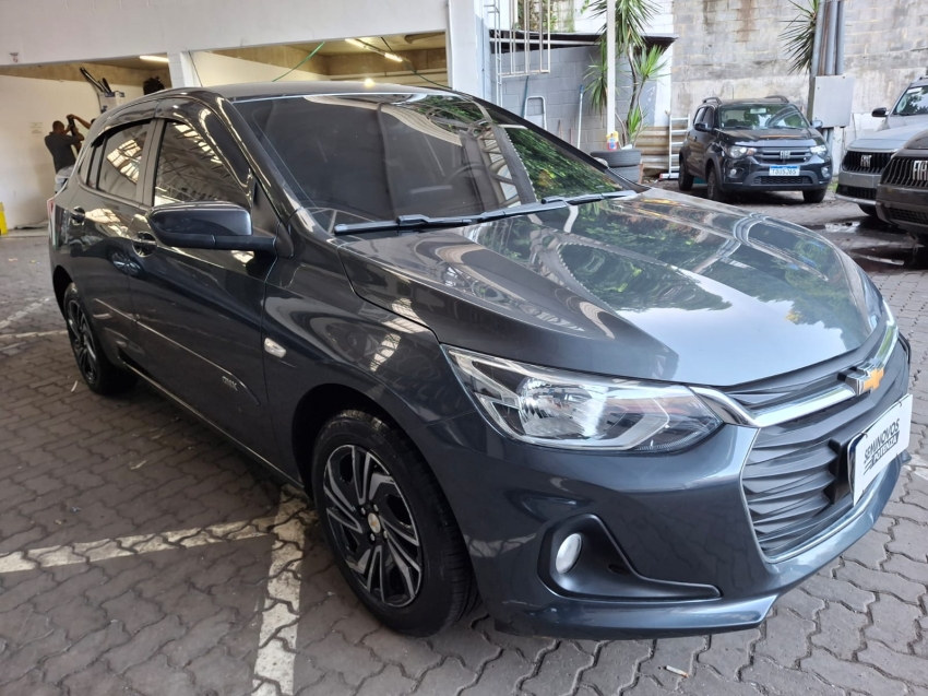 chevrolet onix 1.0 flex lt man 23/24 seminovo