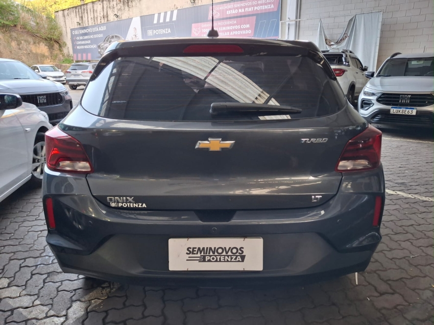 chevrolet onix 1.0 flex lt man 23/24 seminovo3