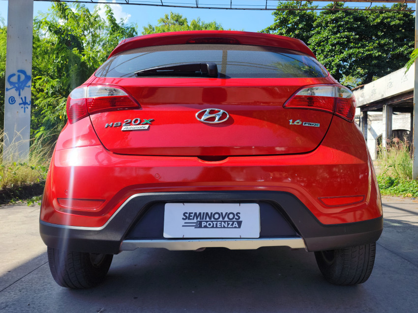 hyundai hb20x 1.6 16v premium flex 4p at 14/14 seminovo3