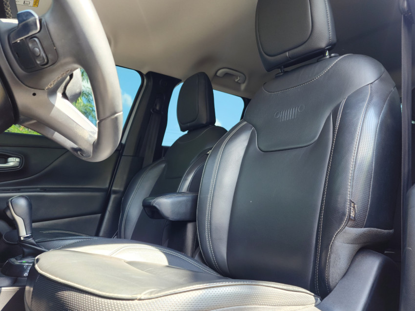 jeep renegade 1.3 t270 turbo flex longitude at6 22/22 seminovo6