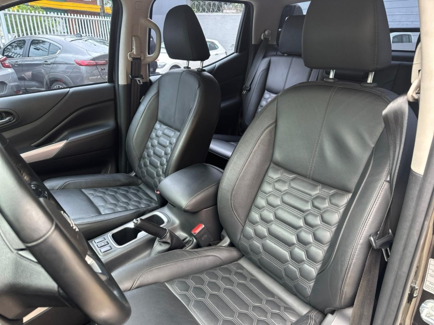 nissan frontier 2.3 16v turbo diesel xe cd 4x4 at 23/24 seminovo7