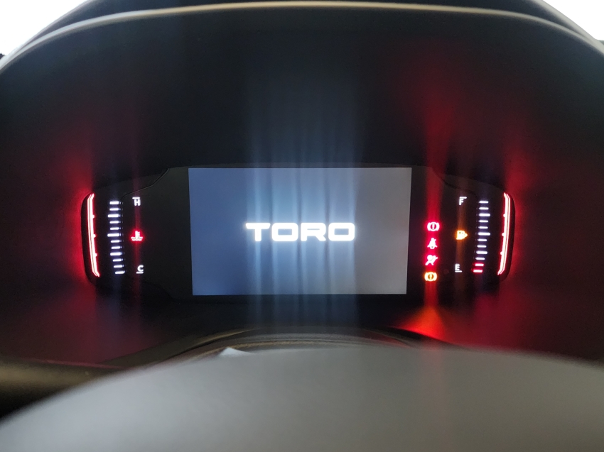 fiat toro 1.3 turbo 270 flex volcano at6 26/26 0km7