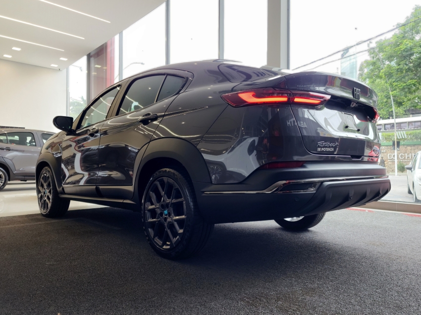 fiat fastback 1.0 turbo 200 hybrid impetus cvt 26/26 0km16