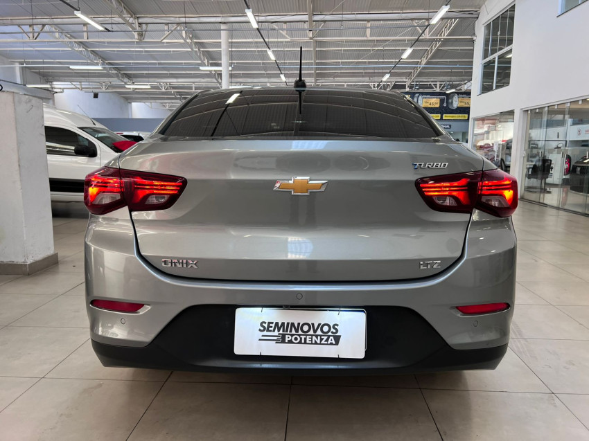 chevrolet onix 1.0 turbo flex ltz at 23/24 seminovo3