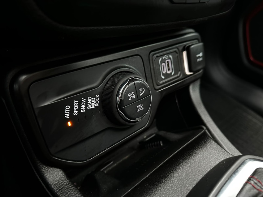 jeep renegade 4x4 turbo flex teto solar automatico t270 trailhawk10