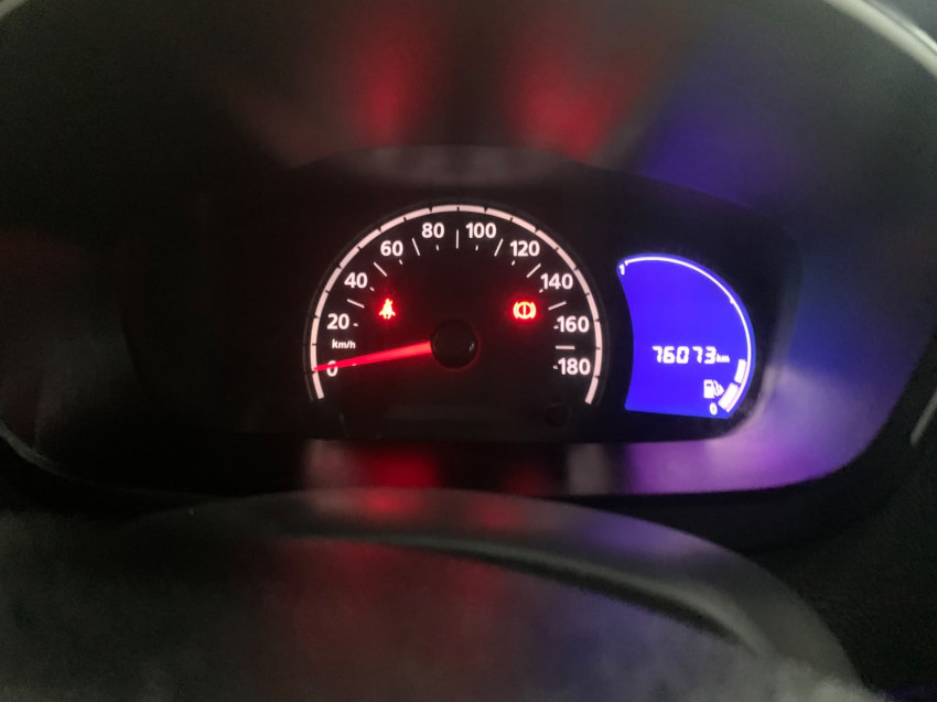 renault kwid modelo zen motor 1.0 4 portas hatch mini suv6
