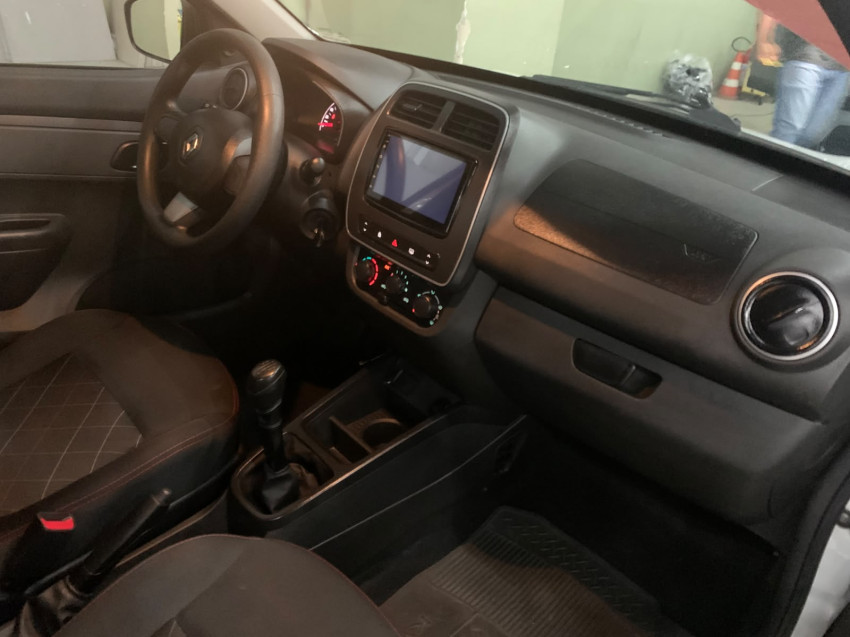 renault kwid modelo zen motor 1.0 4 portas hatch mini suv8