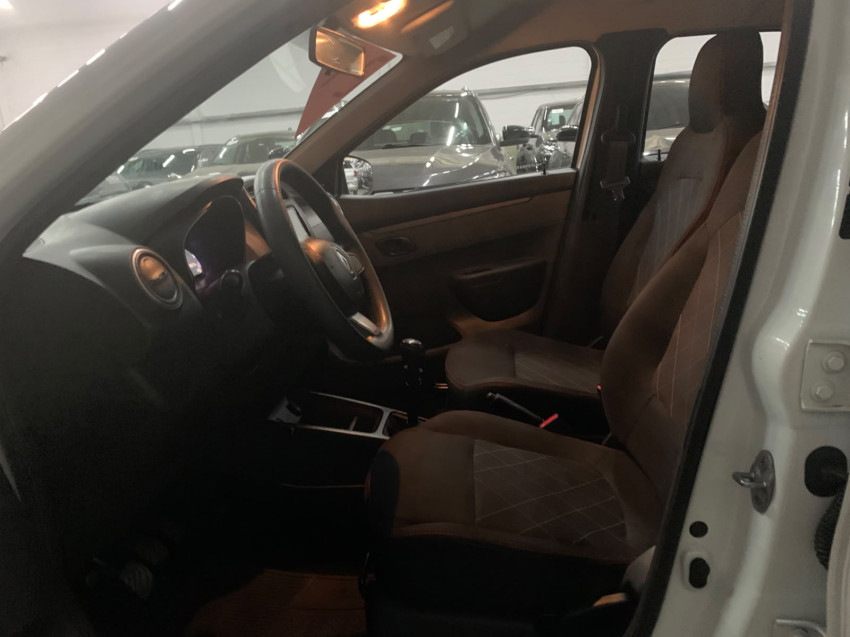 renault kwid modelo zen motor 1.0 4 portas hatch mini suv9