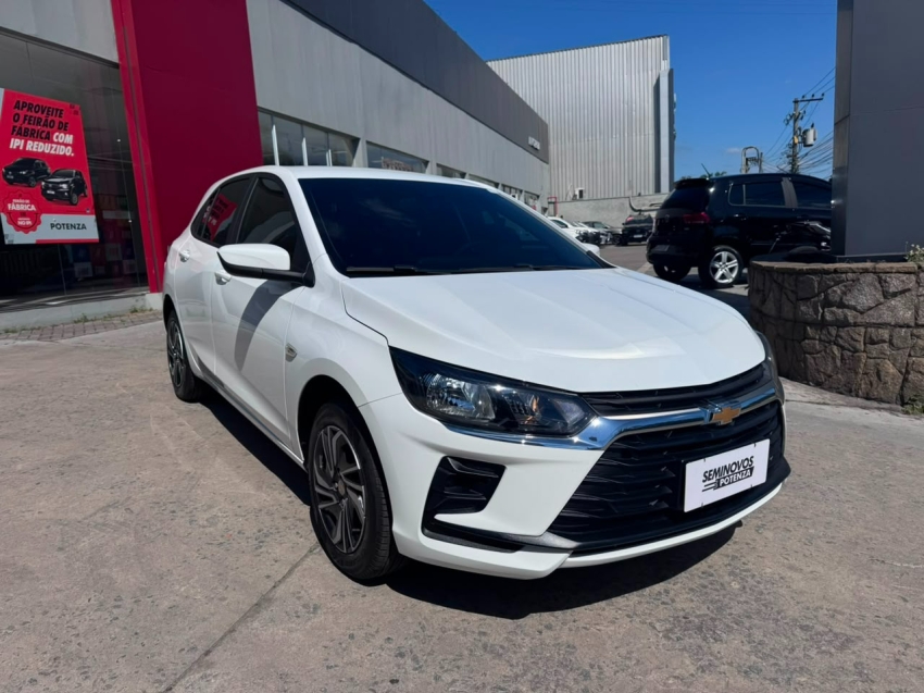gm chevrolet onix 1.0 manual flex baixa km super novo hatch ipva pago garantia2