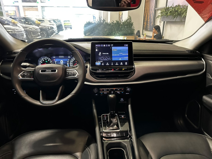 jeep compass 1.3 t270 turbo flex longitude at6 23/23 seminovo7