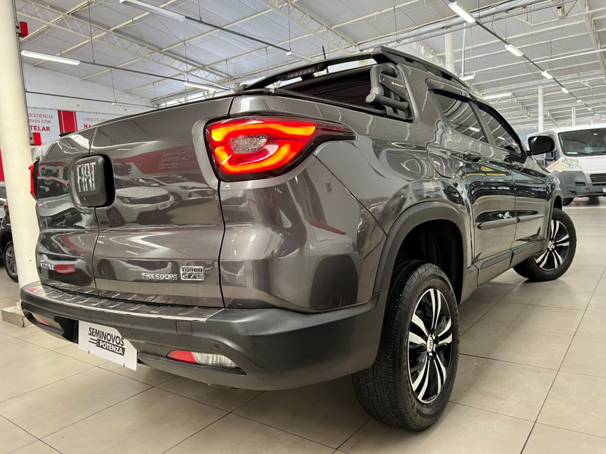 FIAT TORO 1.3 TURBO 270 FLEX FREEDOM AT6 21/22 SEMINOVO3