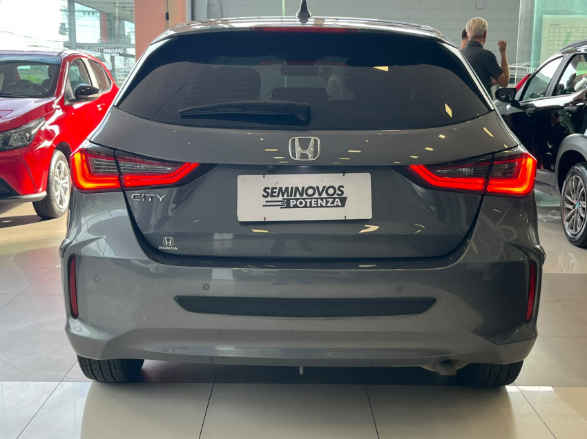 HONDA CITY 1.5 i-VTEC FLEX HATCH TOURING CVT 22/22 SEMINOVO3