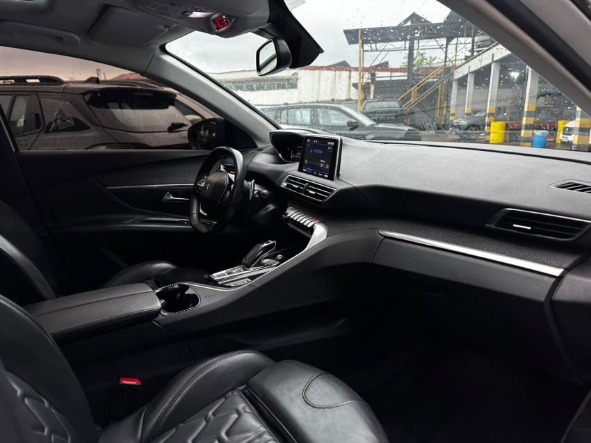 PEUGEOT 3008 1.6 16V THP GASOLINA GRIFFE AT 22/23 SEMINOVO8