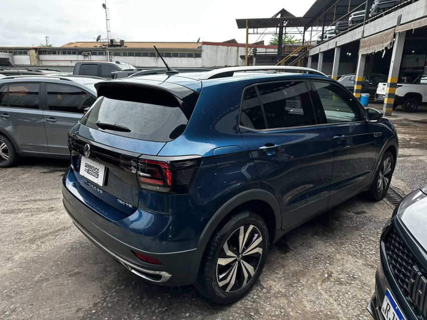 VOLKSWAGEN T-CROSS 1.4 250 TSI TOTAL FLEX HIGHLINE AT 22/23 SEMINOVO3