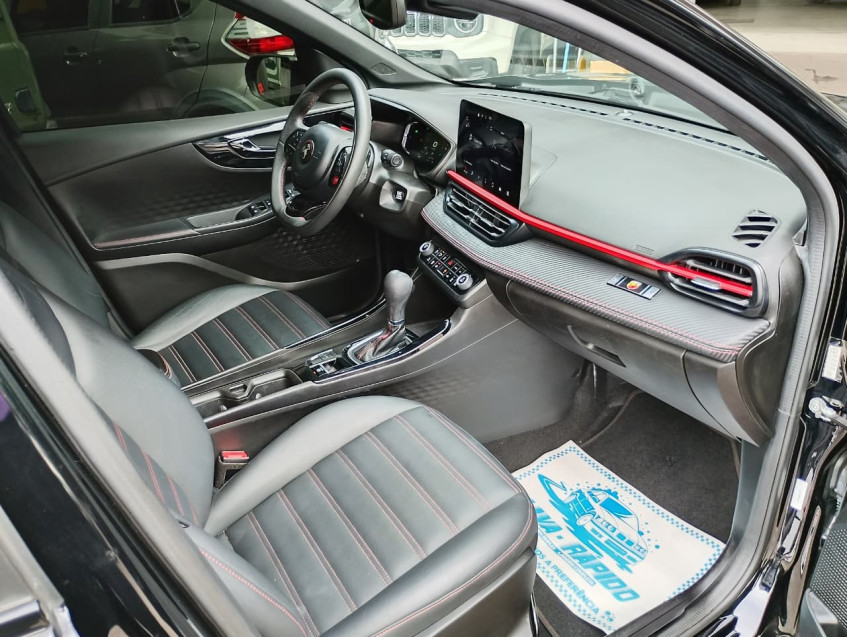 FIAT FASTBACK 1.3 TURBO 270 FLEX ABARTH AT6 24/24 SEMINOVO8