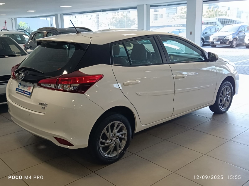 toyota/yaris ha xs 15cvt 2023/2023