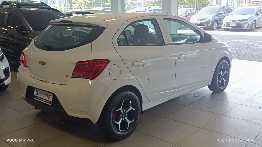 chevrolet/onix 1.0mt lt