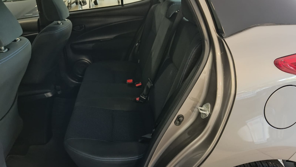 toyota / yaris  xl13 automatico toyota / yaris  xl13 automatico