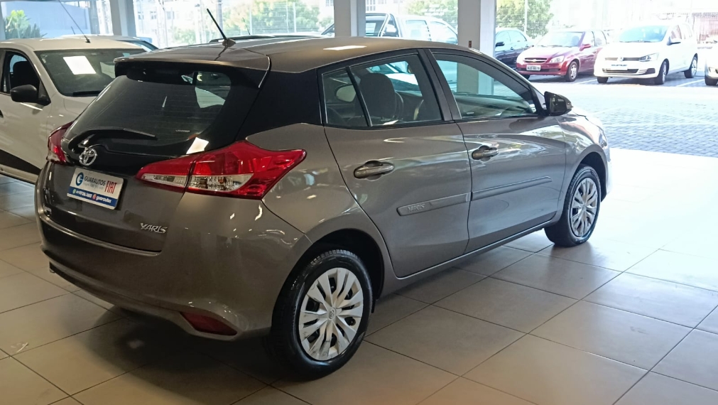 toyota / yaris  xl13 automatico toyota / yaris  xl13 automatico