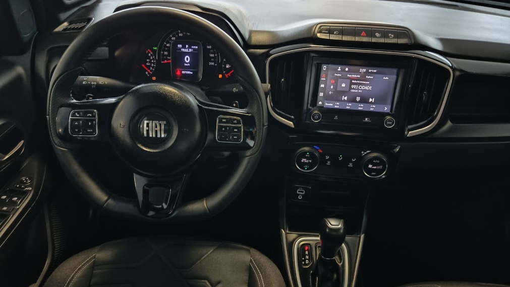 fiat/strada volcano cd 1.3 at flex  2023/20237