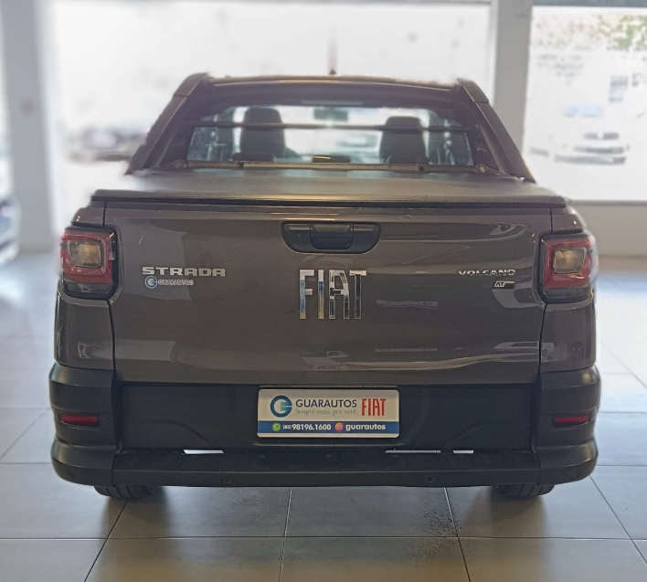 fiat/strada volcano cd 1.3 at flex  2023/20233