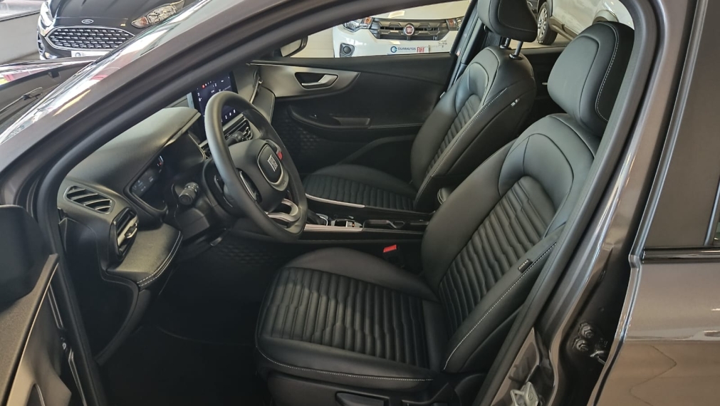 fiat fastback 1.0 turbo 200 hybrid impetus cvt 2024/20257
