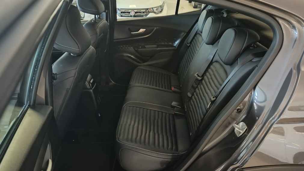 fiat fastback 1.0 turbo 200 hybrid impetus cvt 2024/20258