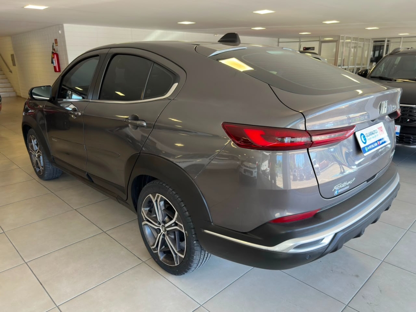 fiat fastback 1.3 turbo 270 limited flex at6 2023/20241