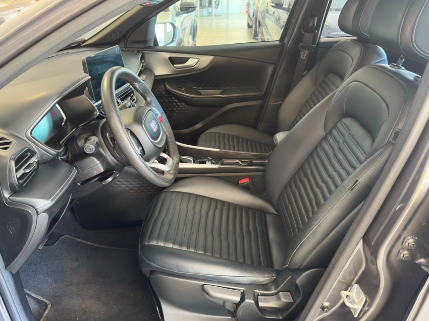 fiat fastback 1.3 turbo 270 limited flex at6 2023/20246