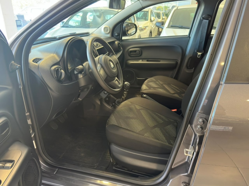 fiat mobi 1.0 firefly flex like. manual 4p 20256