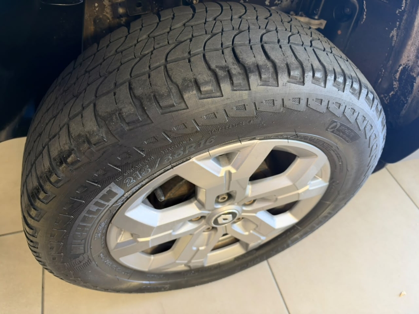 renault oroch 1.6 16v sce flex intense manual 4p 202312