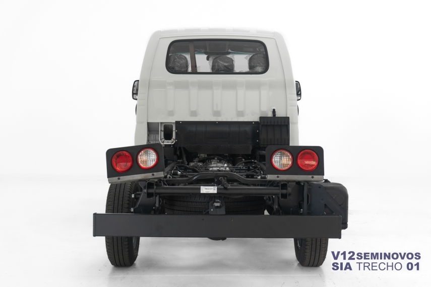 kia bongo 2.5 td diesel std cs 4x4 manual6