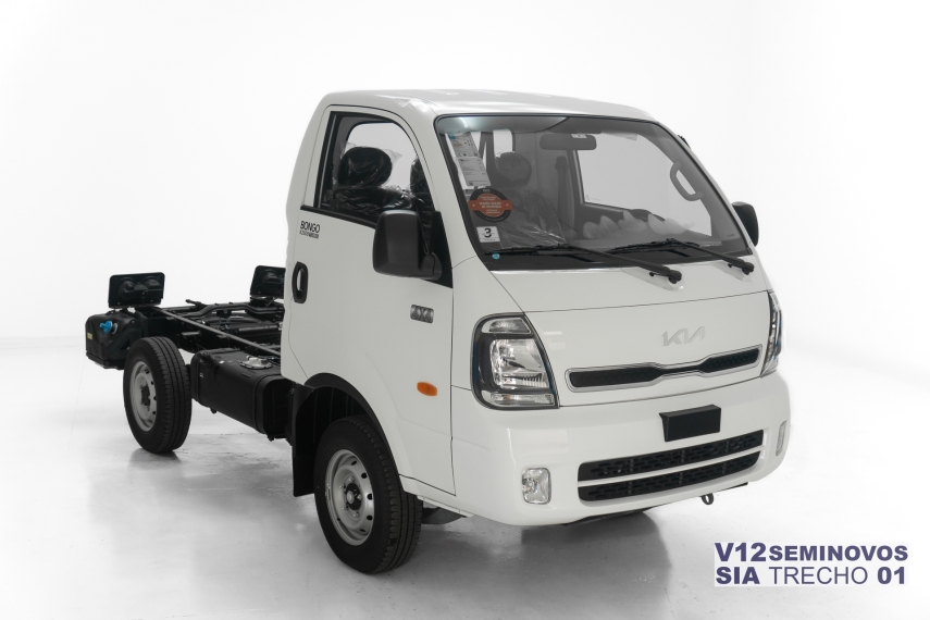 kia bongo 2.5 td diesel std cs 4x4 manual2