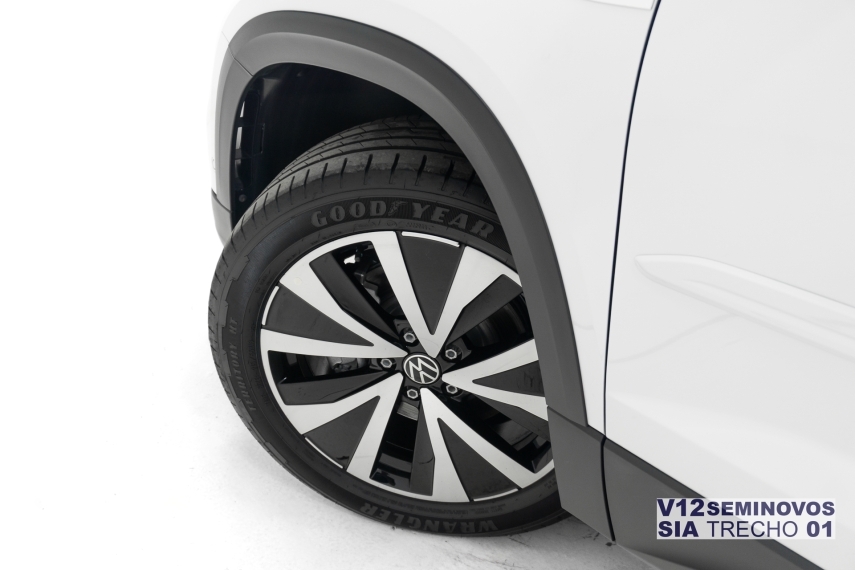 volkswagen taos 1.4 250 tsi total flex highline automatico.