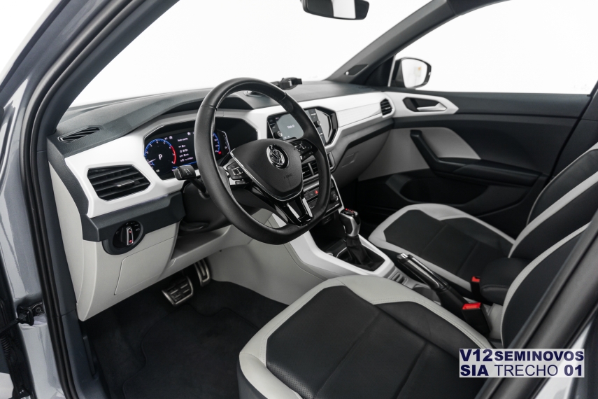 volkswagen t-cross 1.4 250 tsi total flex highline automatico.