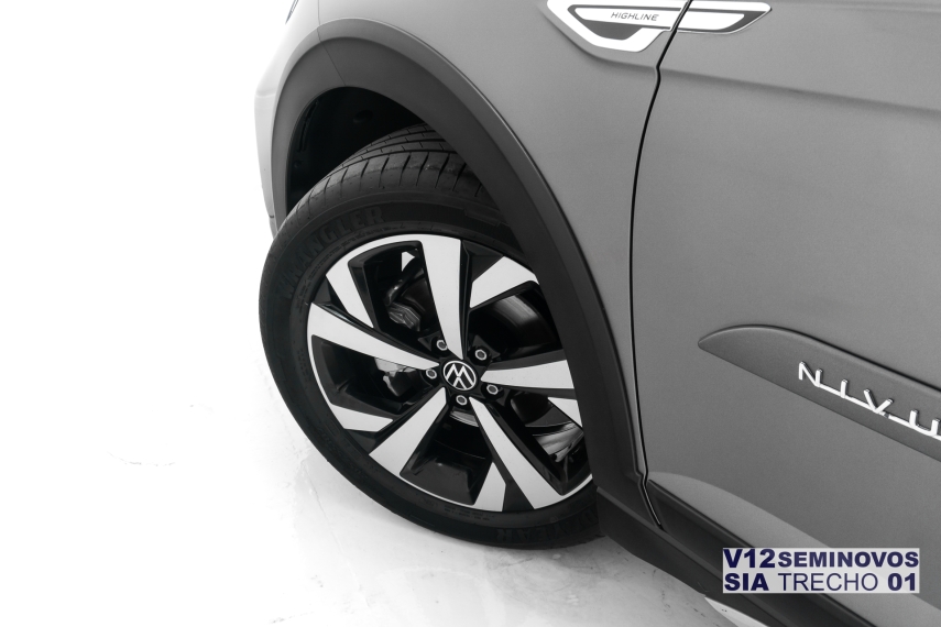 volkswagen nivus 1.0 200 tsi total flex highline automatico.