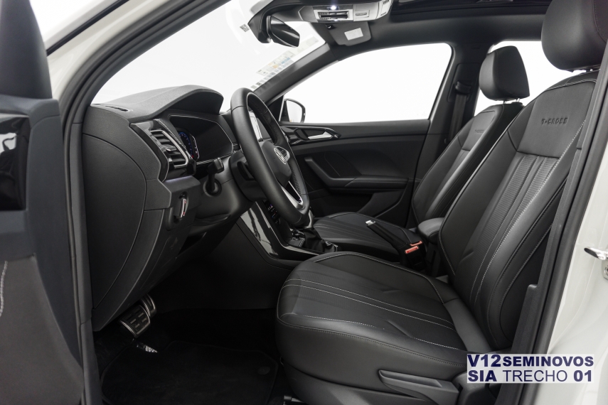 volkswagen t-cross 1.4 250 tsi total flex highline automatico 5p 2025