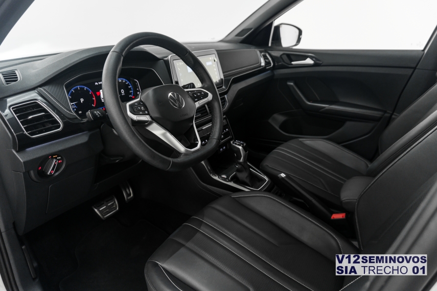 volkswagen t-cross 1.4 250 tsi total flex highline automatico 5p 2025