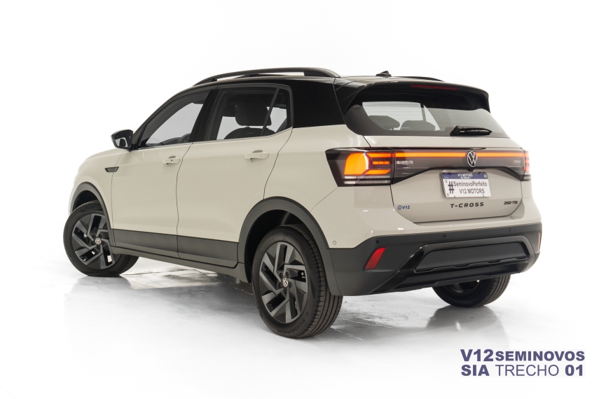 volkswagen t-cross 1.4 250 tsi total flex highline automatico 5p 2025