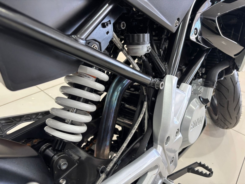 bmw g 310 r trail 300 gasolina manual 2020