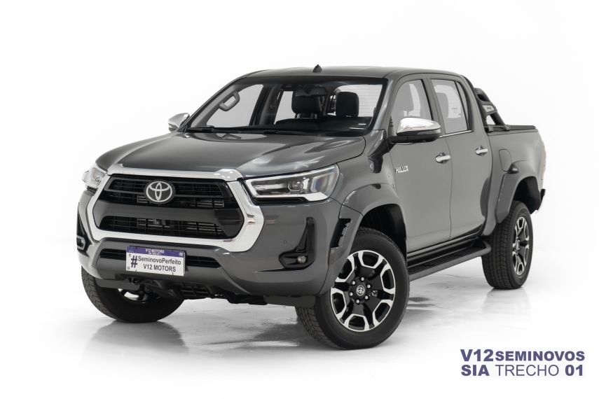 toyota hilux 2.8 d-4d turbo diesel cd srx plus 4x4 automatico 2.7 5p 2024