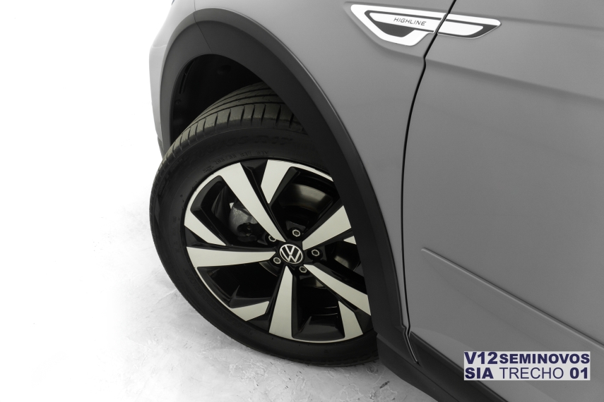 volkswagen nivus 1.0 200 tsi total flex highline automatico 5p 2023