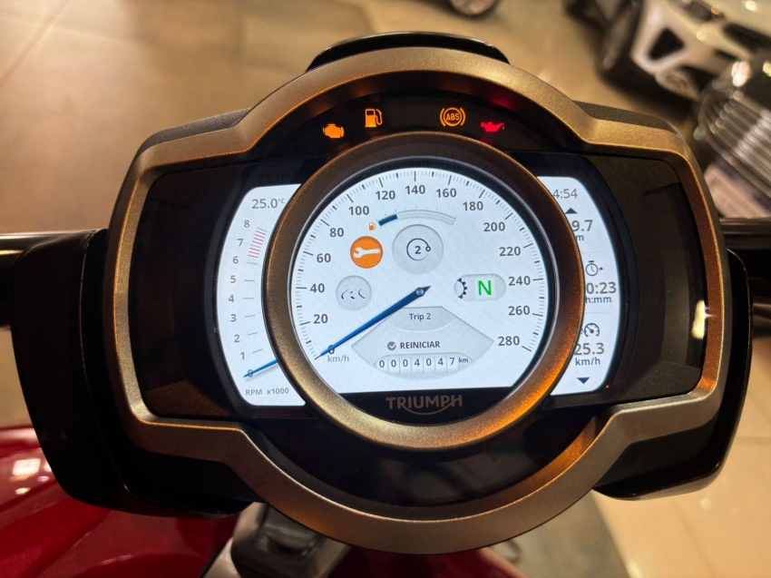 triumph rocket iii r2500 2400 gasolina manual 2021